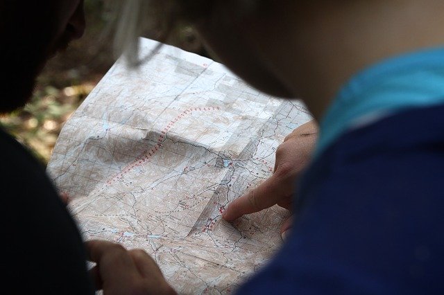 Mapa geodezyjna – co to jest, do czego jest potrzebna i jak ją czytać?