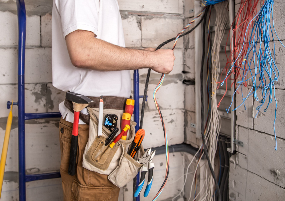 Jak zaplanować instalację elektryczną w domu jednorodzinnym?